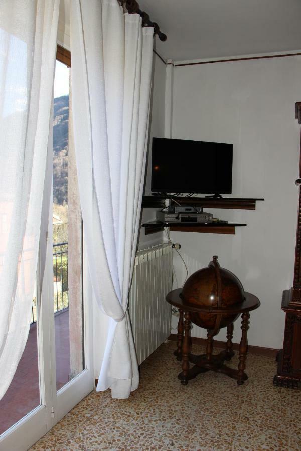 Casa di gianni Apartment Primaluna Bagian luar foto