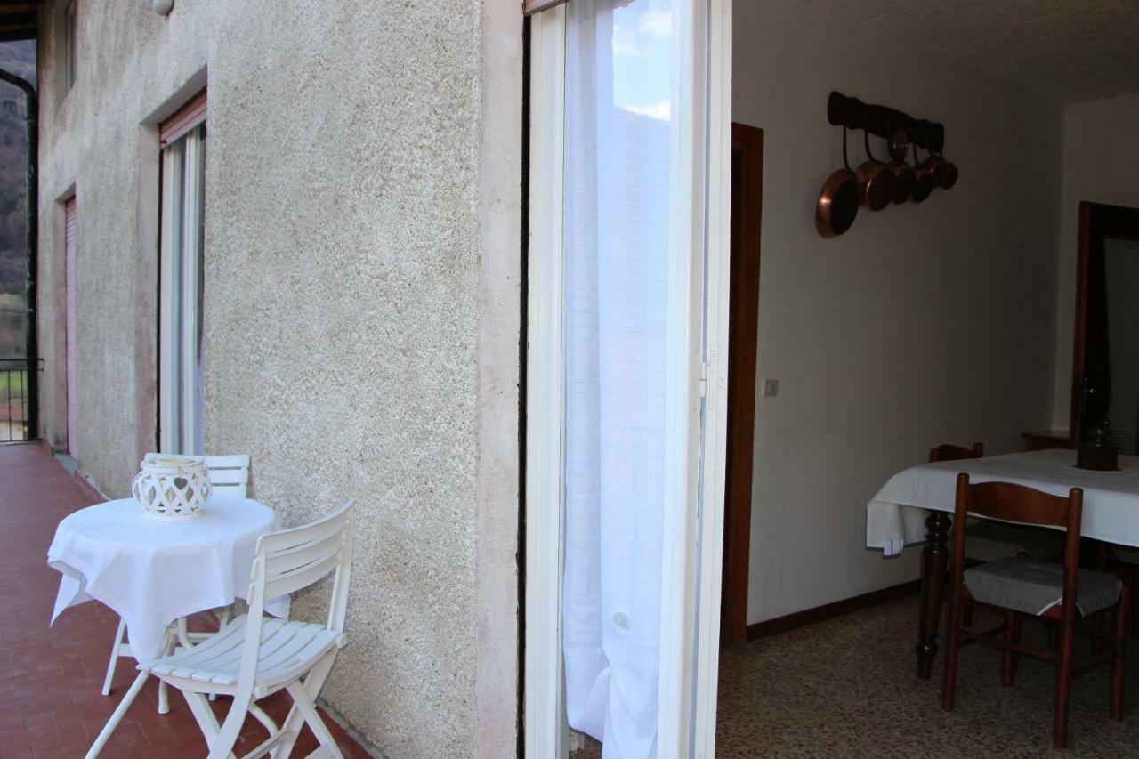 Casa di gianni Apartment Primaluna Bagian luar foto