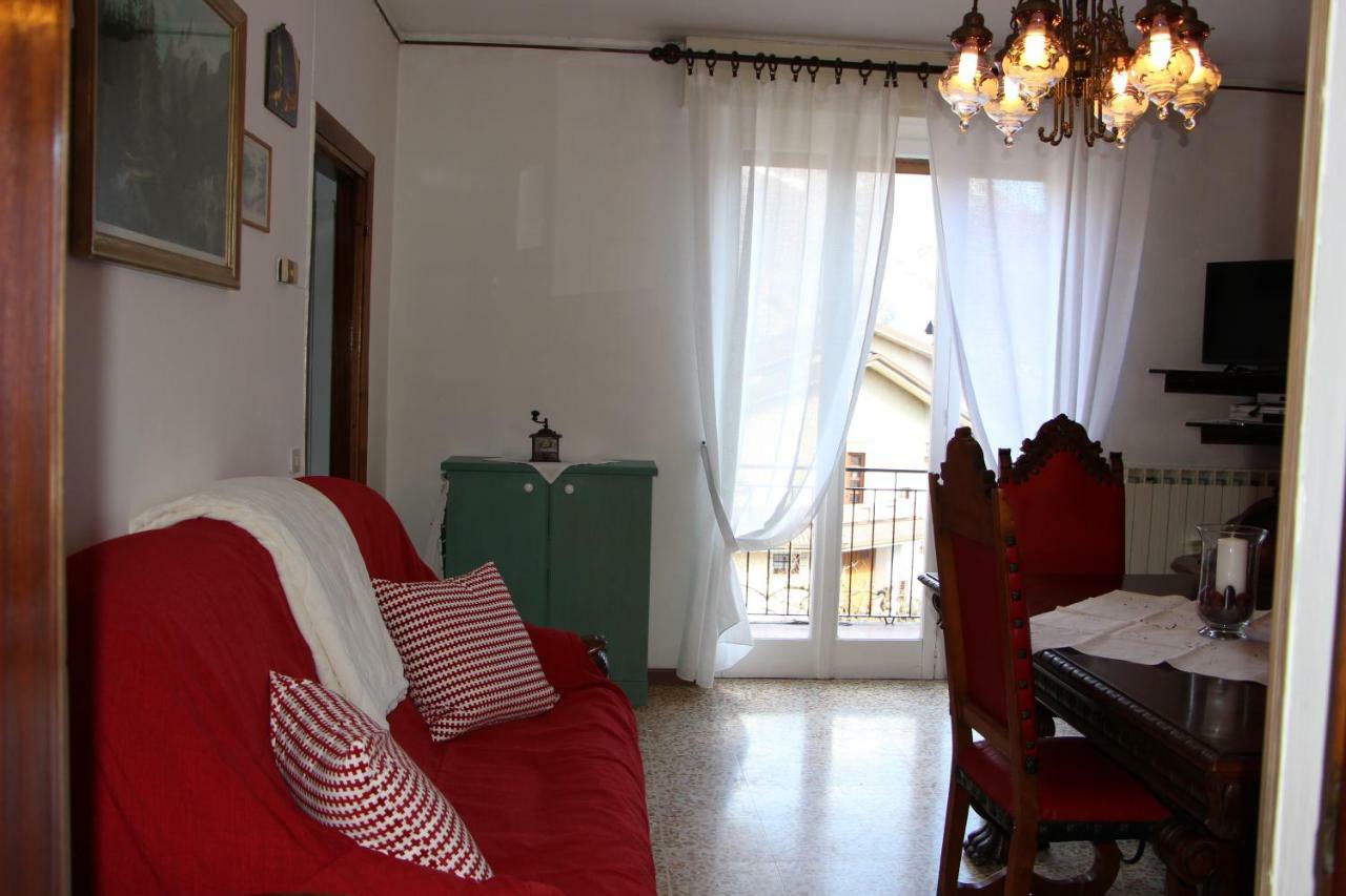 Casa di gianni Apartment Primaluna Bagian luar foto